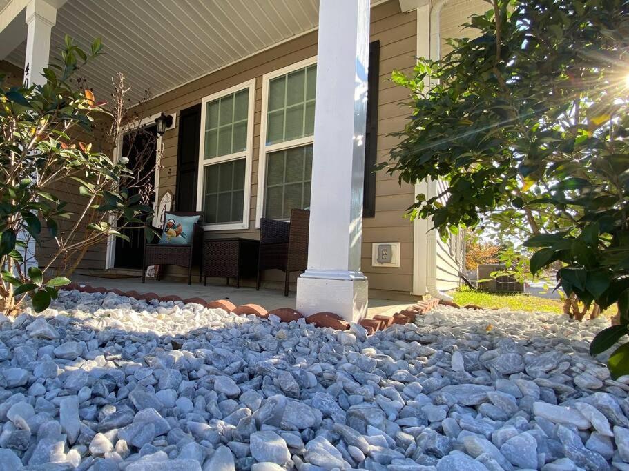 Cozy And Luxury Home Raleigh Exterior photo